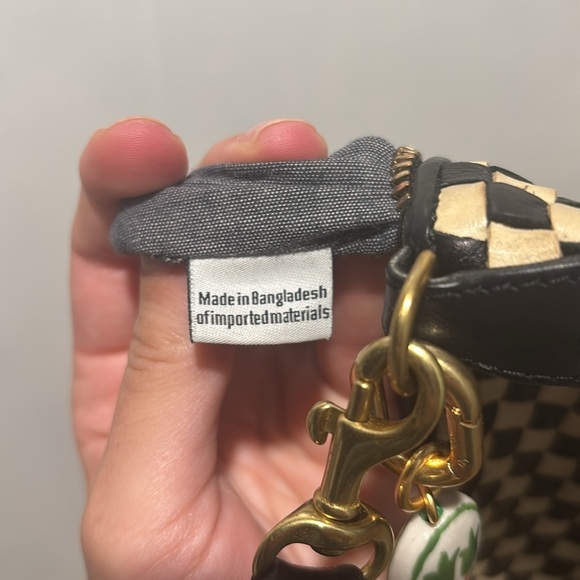 CLARE V bag petit moyen checkered bag with porcelain flower strap - Picture 10 of 11